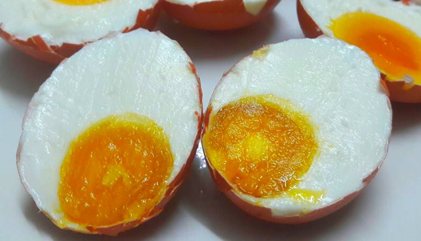 Cara Mudah Buat Sendiri Telur Masin  Guna Telur  Ayam 